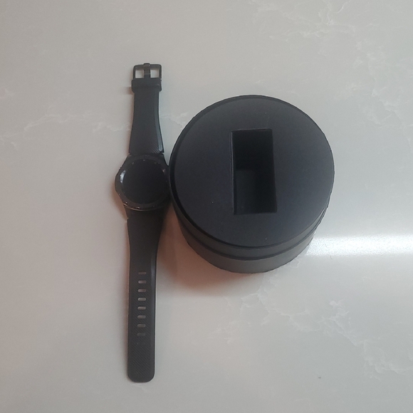 Samsung Smartwatch with Black and Silver Accents - Picture 2 of 9